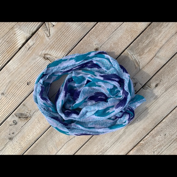 Infinity scarves - Picture 2 of 2